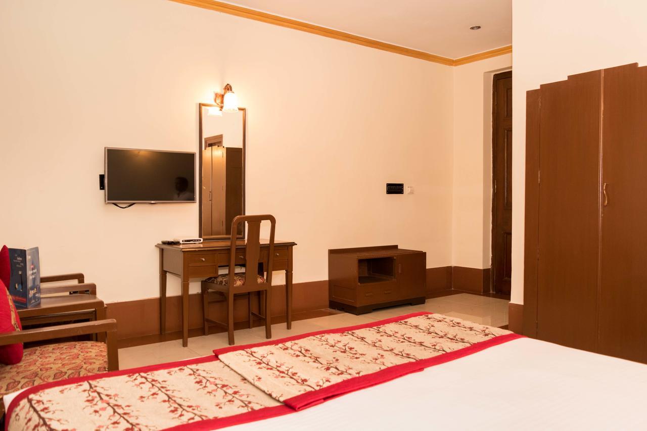 Oyo 5811 Seacom Inn Ymca Esplanade Calcutta Buitenkant foto